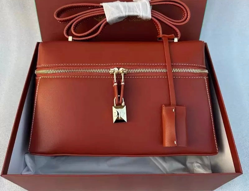Le sac Executive Charm – Édition Moka